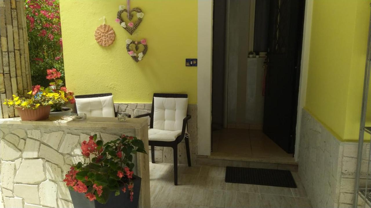 Il Roseto Bed & Breakfast Frosinone Ngoại thất bức ảnh