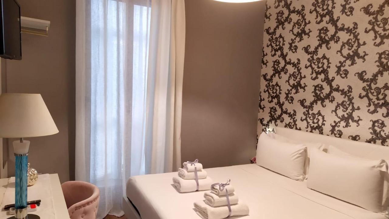 Il Roseto Bed & Breakfast Frosinone Ngoại thất bức ảnh