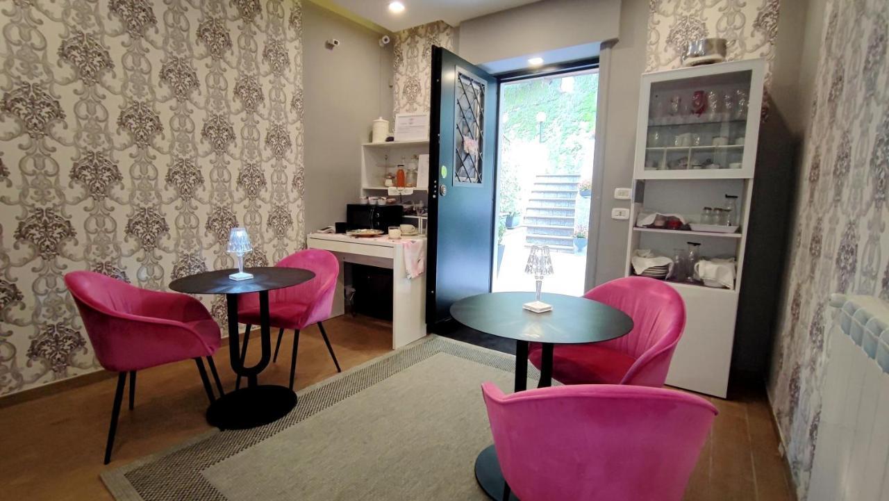 Il Roseto Bed & Breakfast Frosinone Ngoại thất bức ảnh