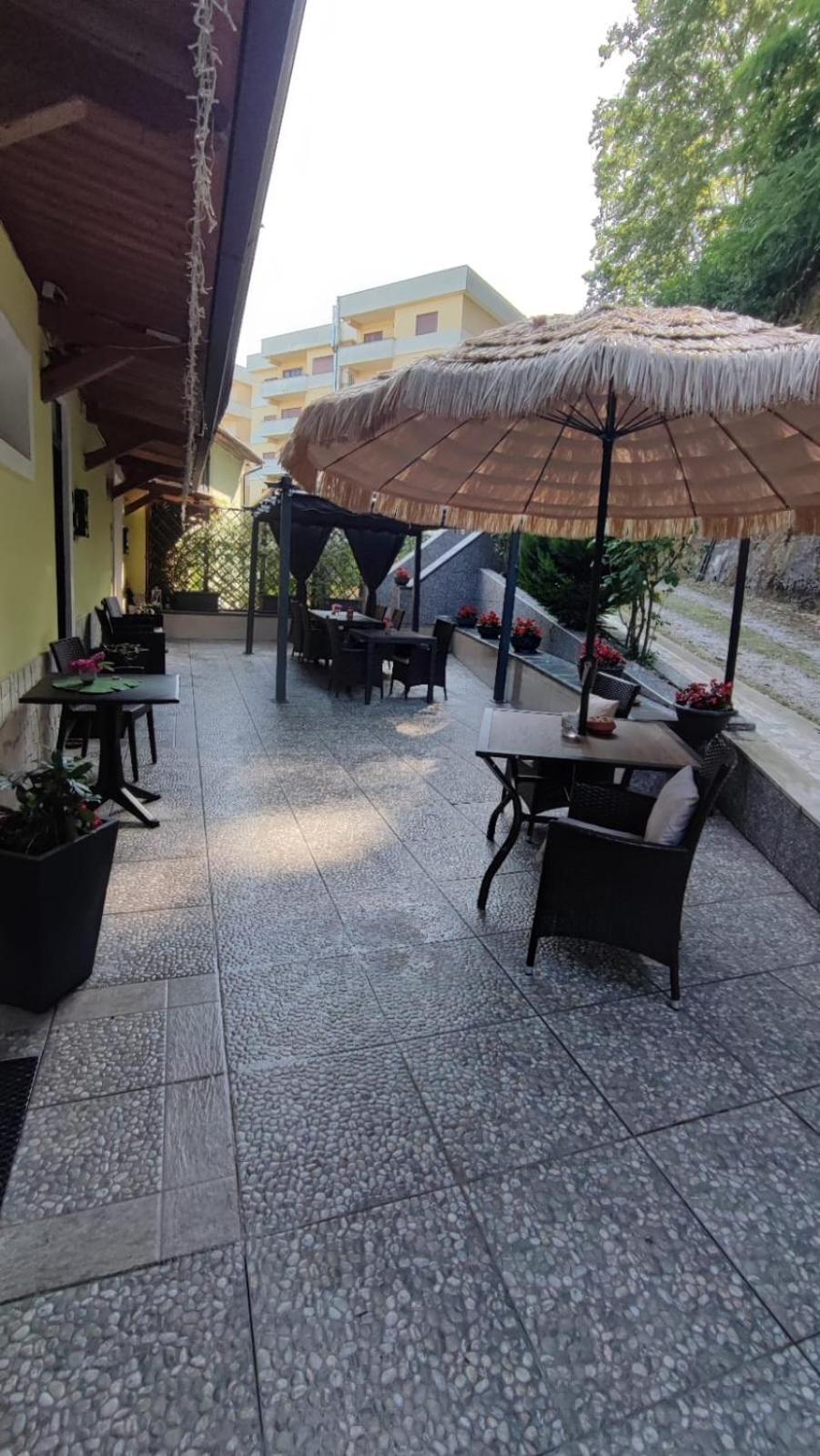 Il Roseto Bed & Breakfast Frosinone Ngoại thất bức ảnh