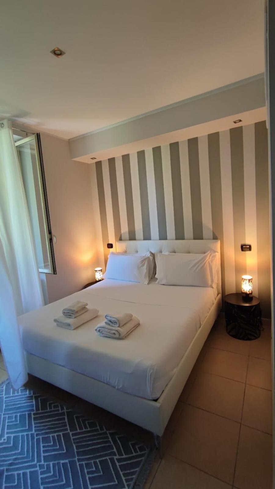 Il Roseto Bed & Breakfast Frosinone Ngoại thất bức ảnh