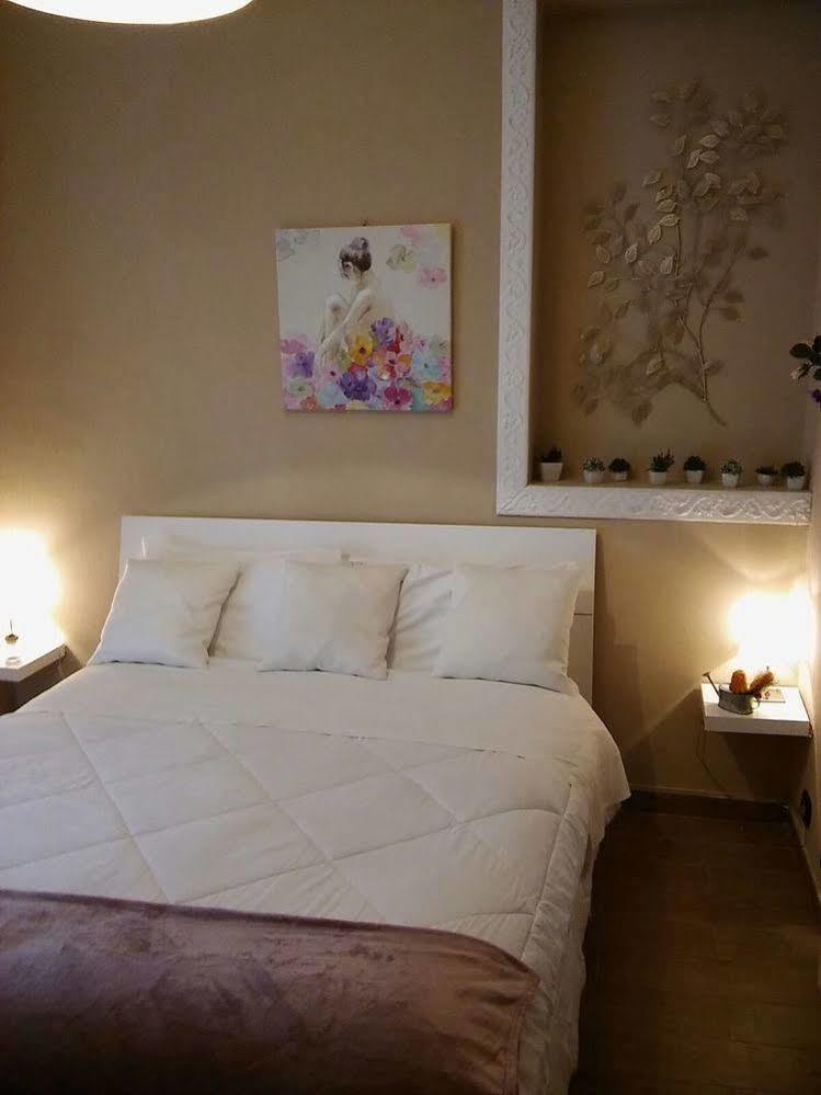 Il Roseto Bed & Breakfast Frosinone Ngoại thất bức ảnh