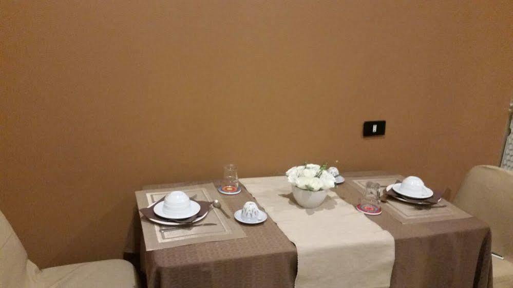 Il Roseto Bed & Breakfast Frosinone Ngoại thất bức ảnh